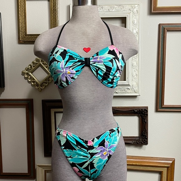 Vintage Other - And I remember how u loved me time was all we had until the day we said goodbye